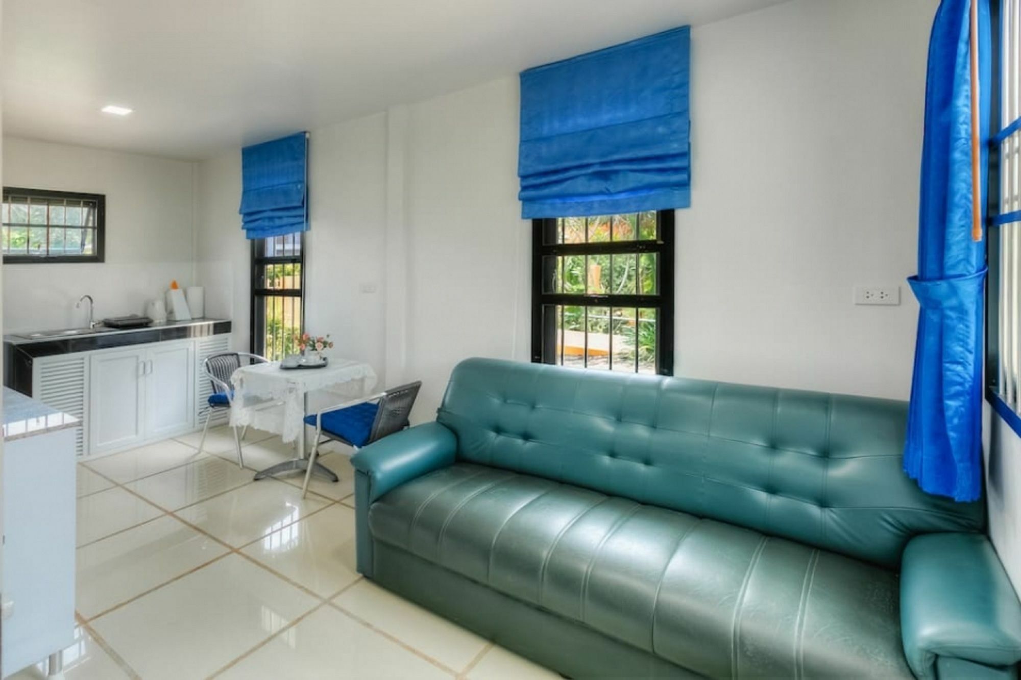Aquatoria Phuket Bangtao Villa Surin Beach  Exterior foto